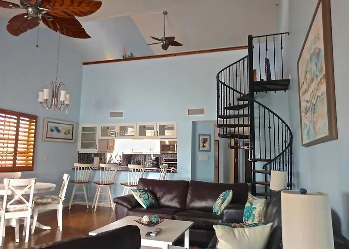 Apartment Blue Haven - Waterfront, Heated Pool, Bay