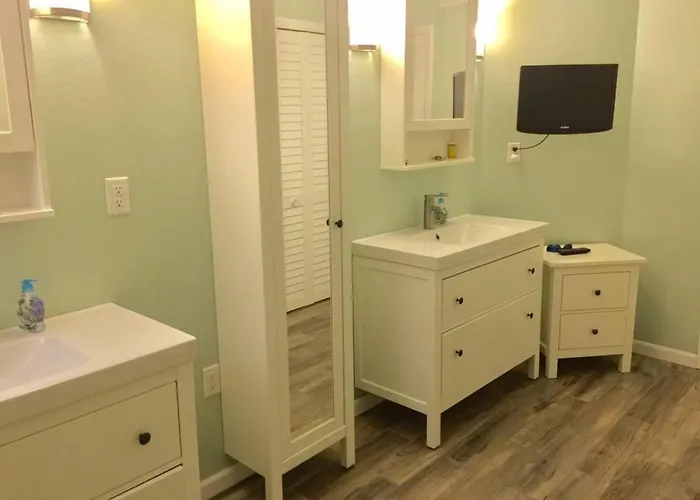 Blue Haven - Waterfront, Heated Pool, Bay Apartment Clearwater Beach
