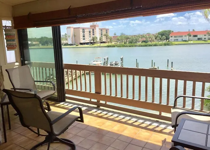 Blue Haven - Waterfront, Heated Pool, Bay Apartment Clearwater Beach