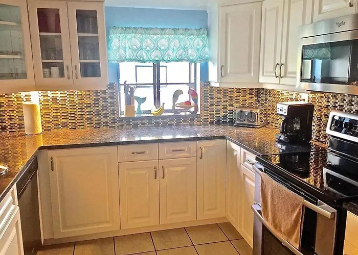 Blue Haven - Waterfront, Heated Pool, Bay *