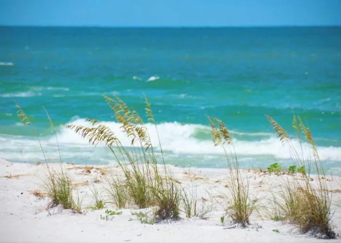Blue Haven - Waterfront, Heated Pool, Bay Apartment Clearwater Beach